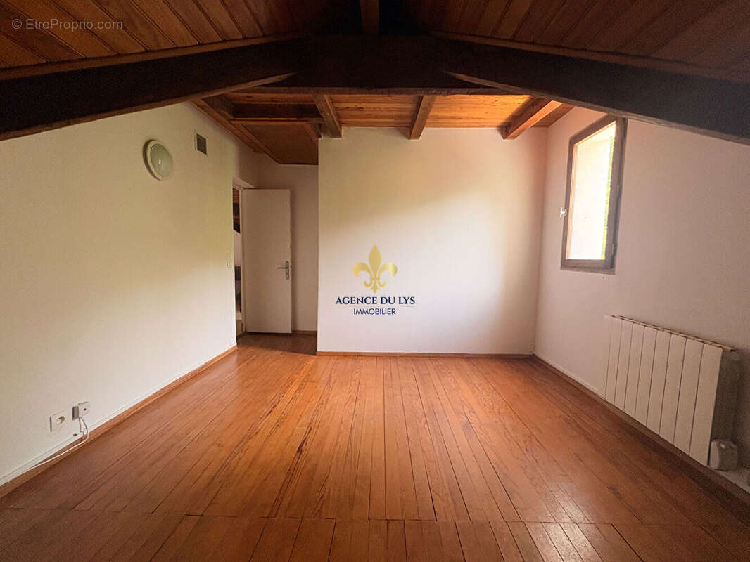 Appartement à GOUVIEUX