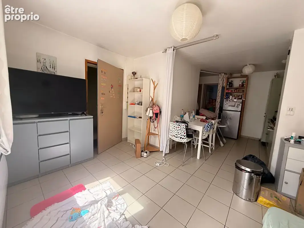 BOURGES/ASNIERES  Immeuble de 6 appartements et 6 parkings. - photo 9