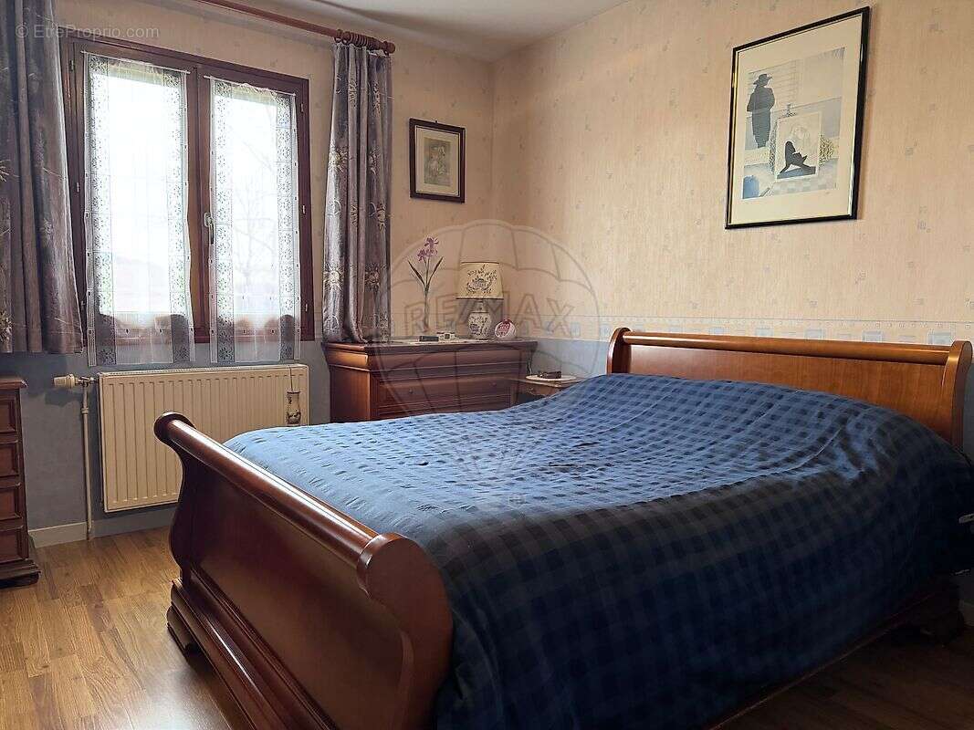 Maison à COSNE-COURS-SUR-LOIRE