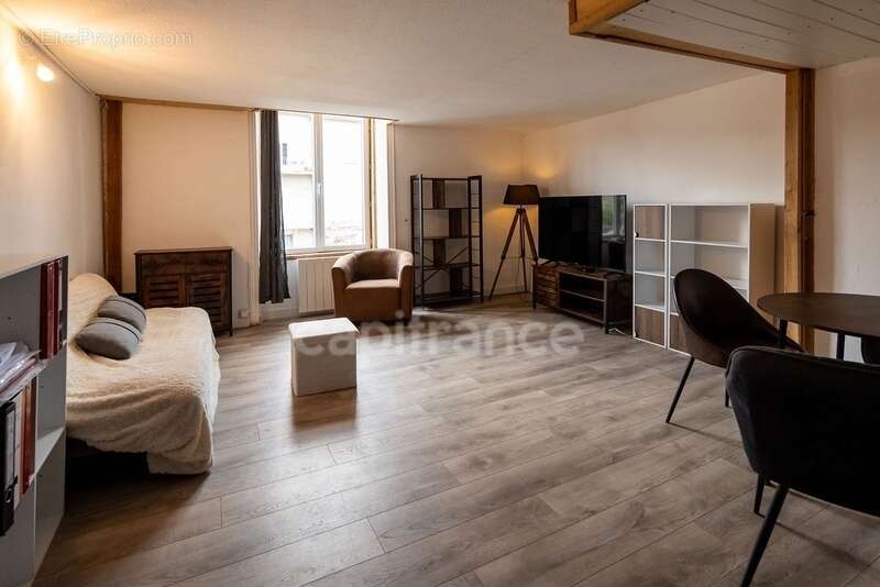 Commerce à LALEVADE-D'ARDECHE