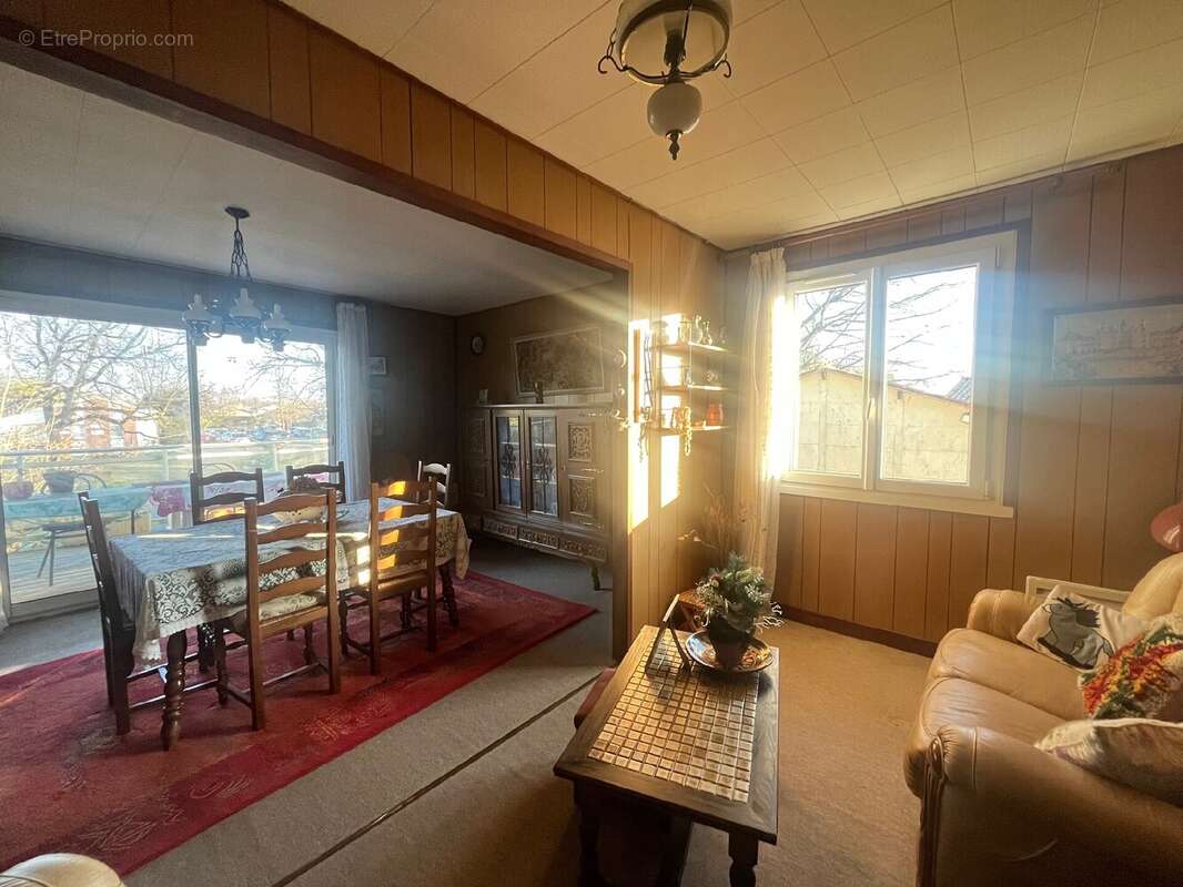 Maison à FONTENILLES