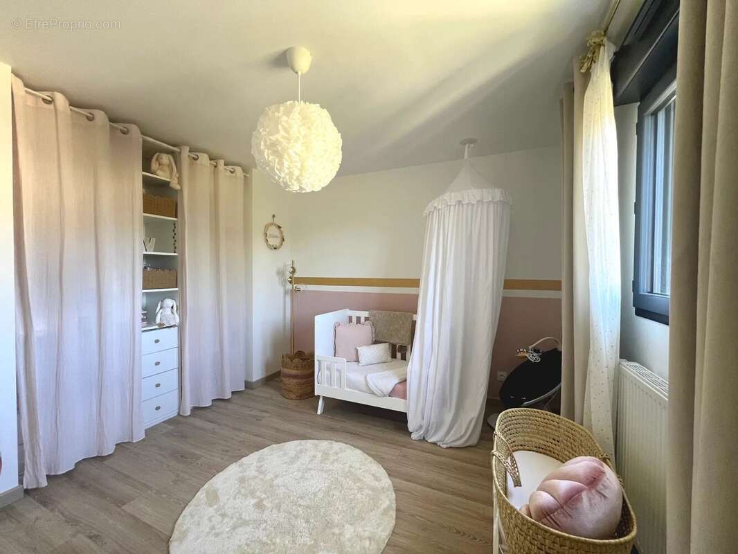 Maison à TOURNAN-EN-BRIE