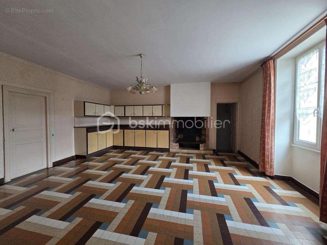 Maison à LA MAGDELEINE