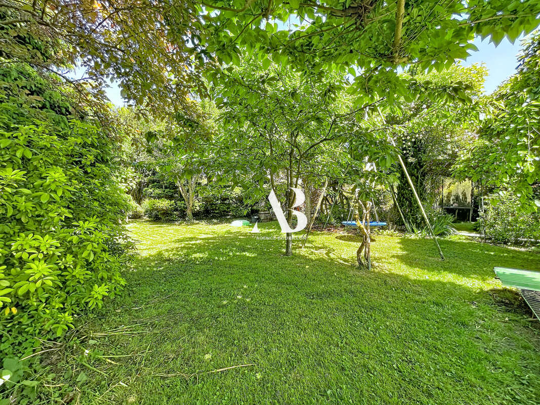 Maison à LA CHAPELLE-GAUTHIER