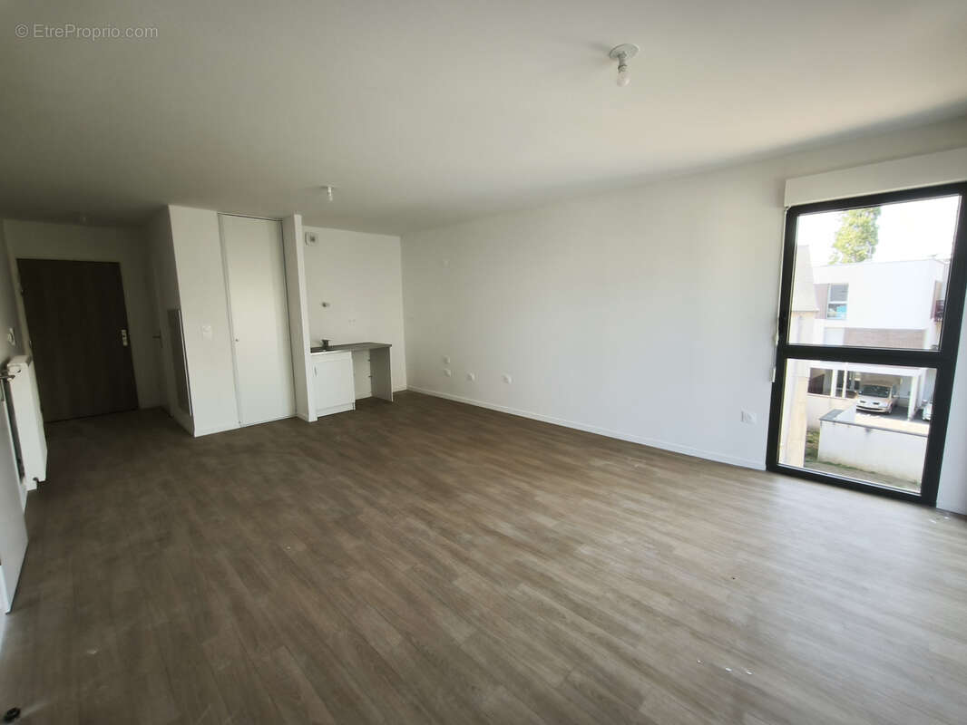 TOURS NORD   Appartement T3 de plus de 56 m2 avec terrasse  Accession PSLA - photo 3