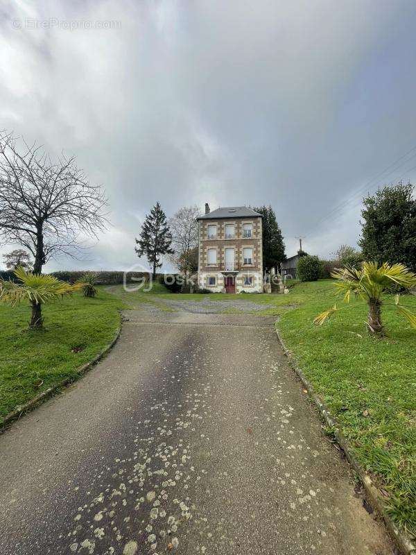 Maison à PRE-EN-PAIL