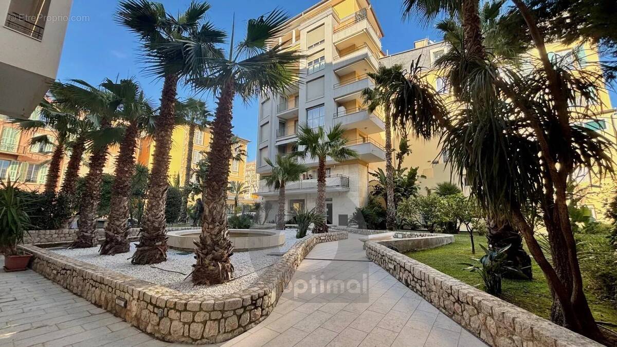 Appartement à MENTON