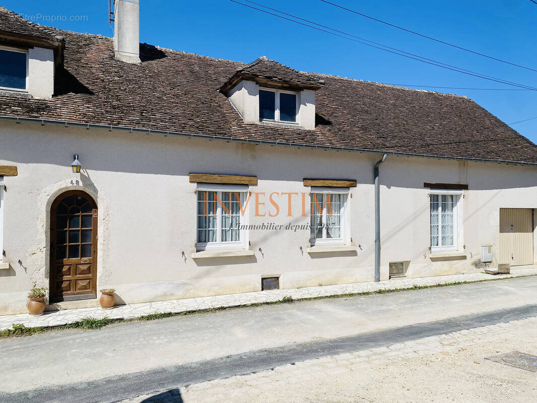 Maison à SAINT-CLAUDE-DE-DIRAY