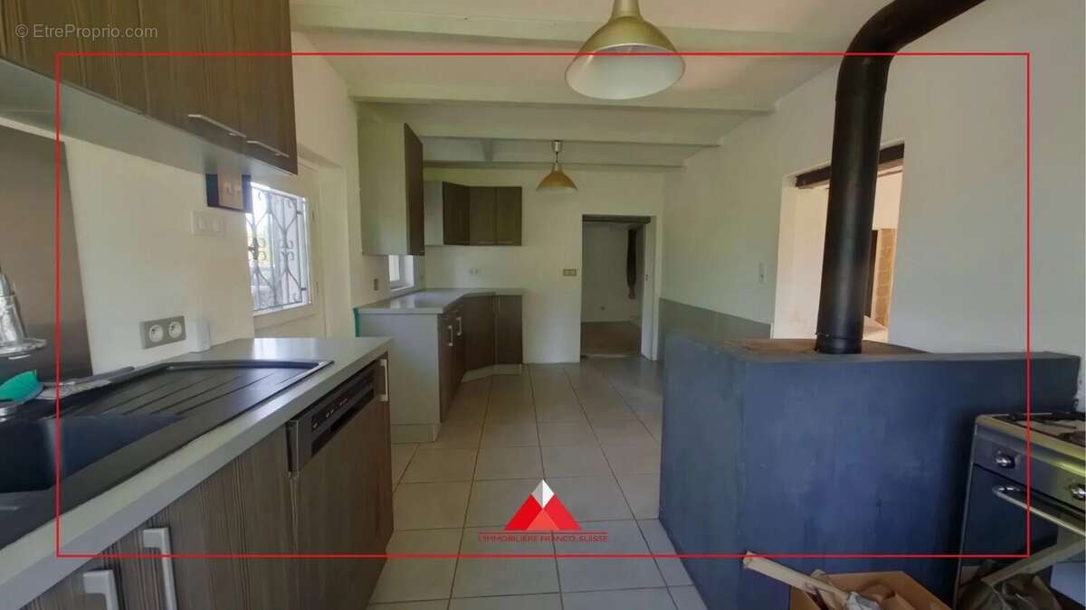 Maison individuelle avec belle parcelle cloturée - photo 3
