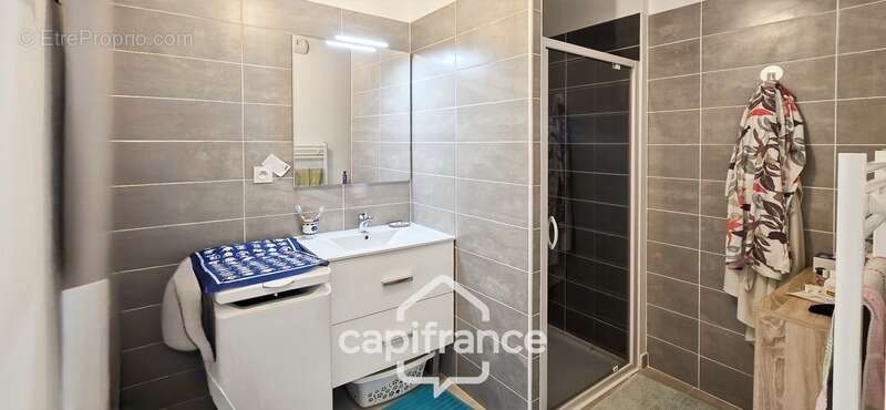 Appartement à SAINT-CYR-SUR-MER