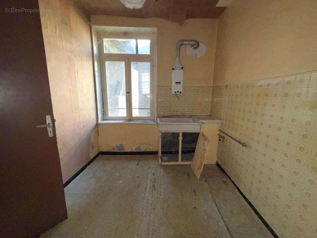 Appartement À Vendre - photo 2