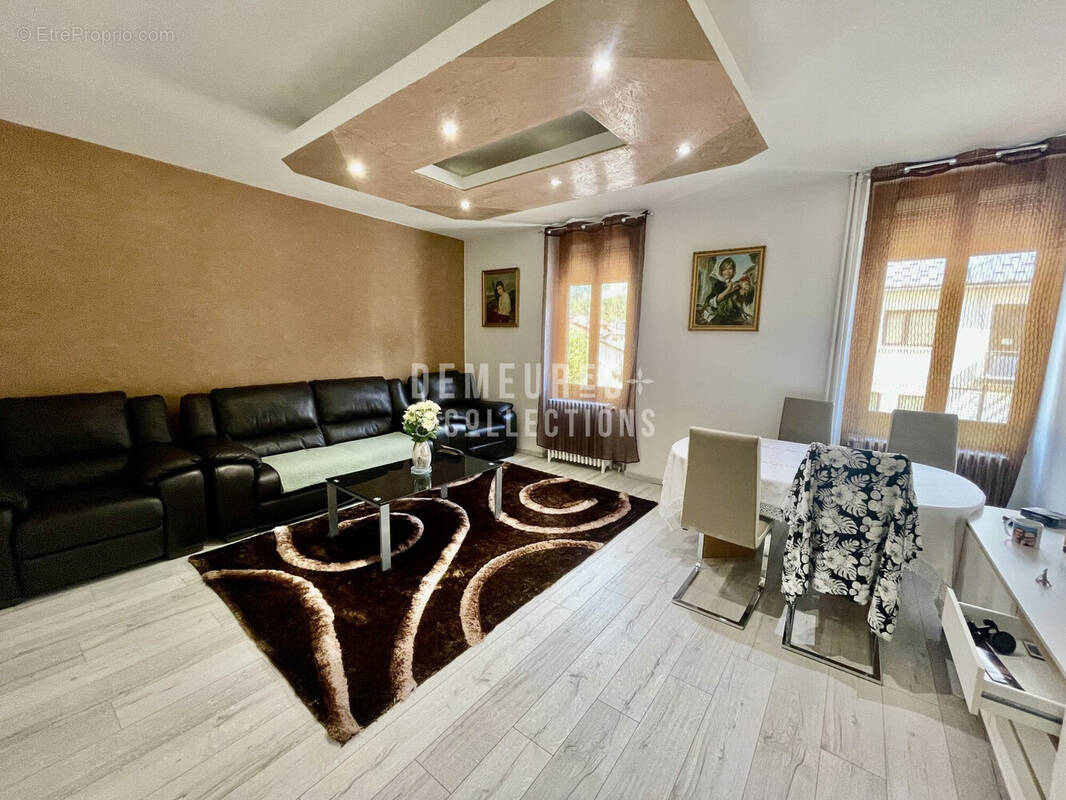 Appartement à MOUTIERS