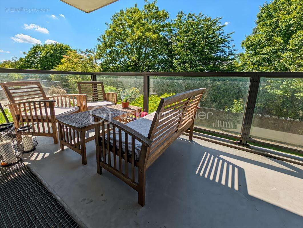 Appartement à MOISSY-CRAMAYEL