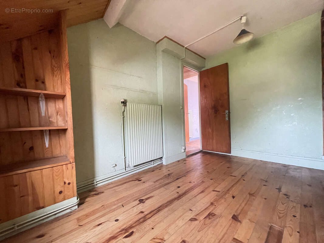 Exclusivité - Maison de ville 65m2 sur un terrain de 405 m2 avec un fort potentiel - photo 6