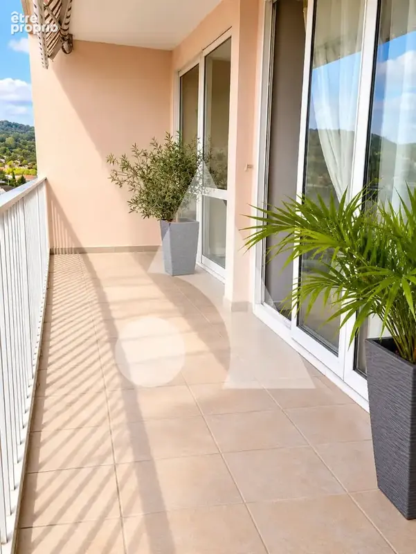 Appartement à SAINT-MAURICE-DE-BEYNOST