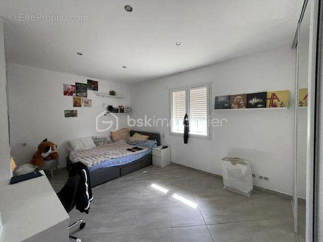 Appartement à VILLENEUVE