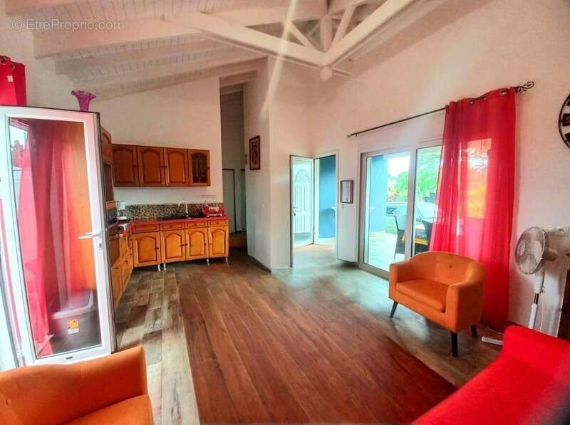 Maison à SAINTE-ANNE