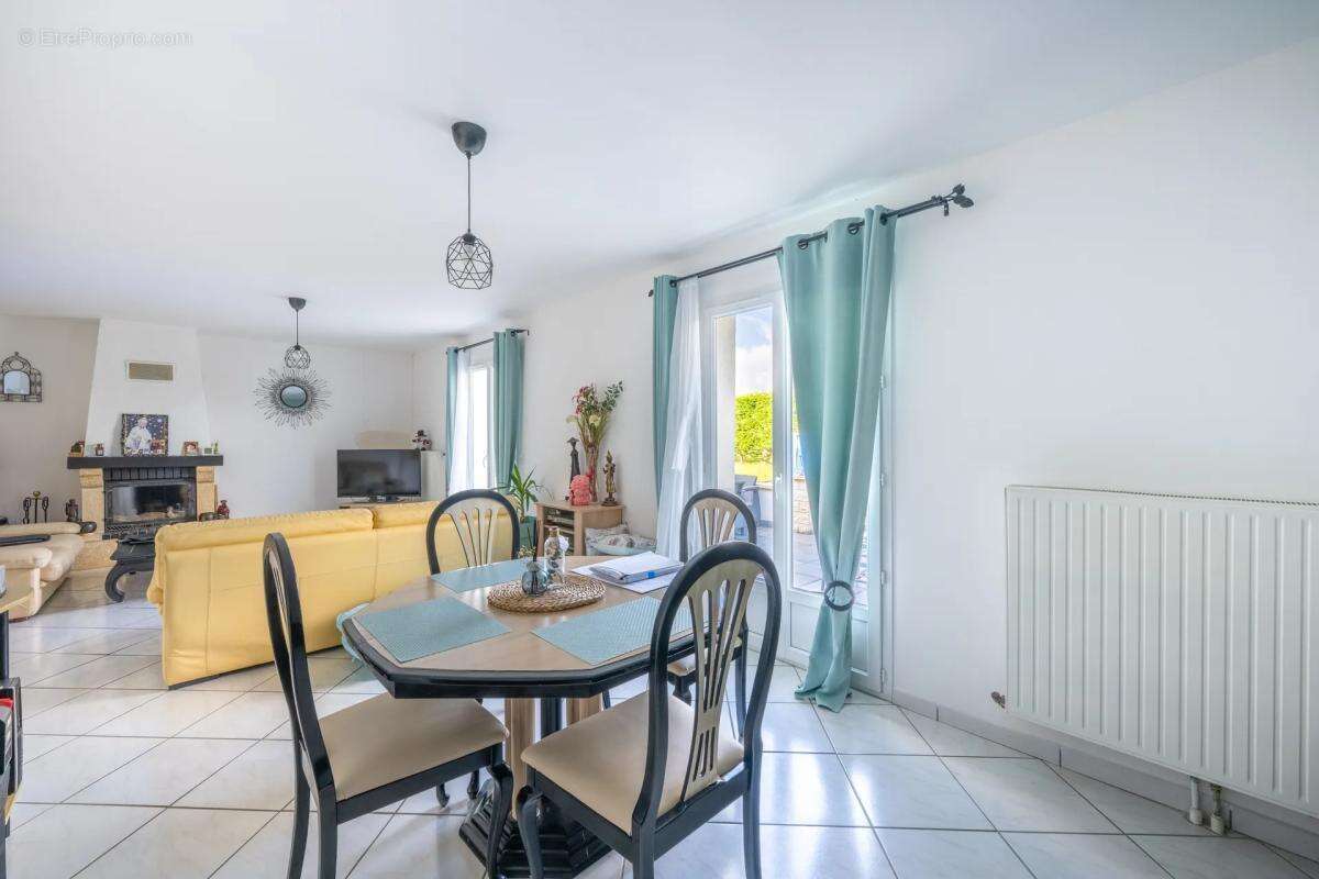 Maison à SAINT-AUBIN-SUR-GAILLON