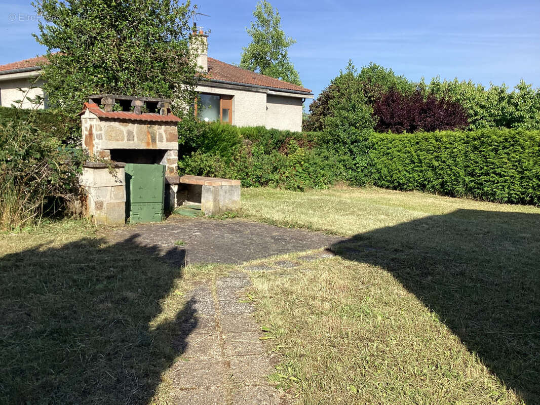 EN EXCLUSIVITE ! maison traditionnelle sur sous-sol complet, sur terrain clos d'env 670 m2 - photo 44