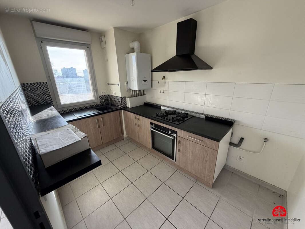 Appartement à RILLIEUX-LA-PAPE