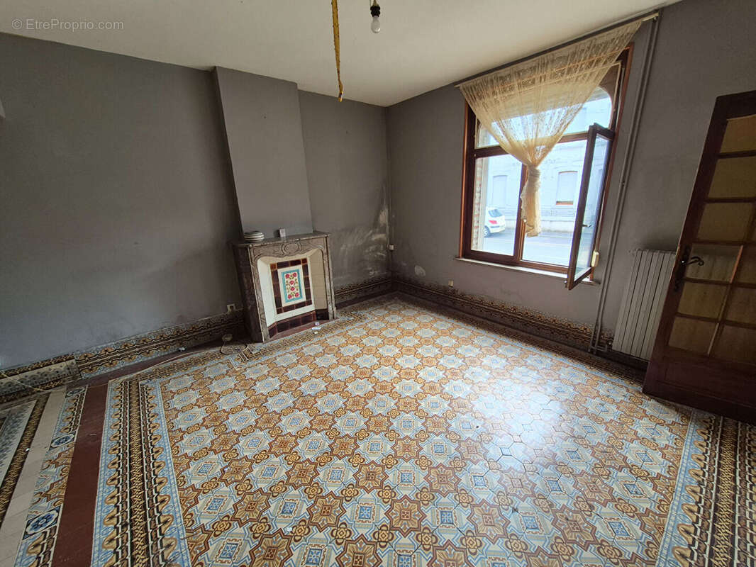 Maison à VILLERS-OUTREAUX