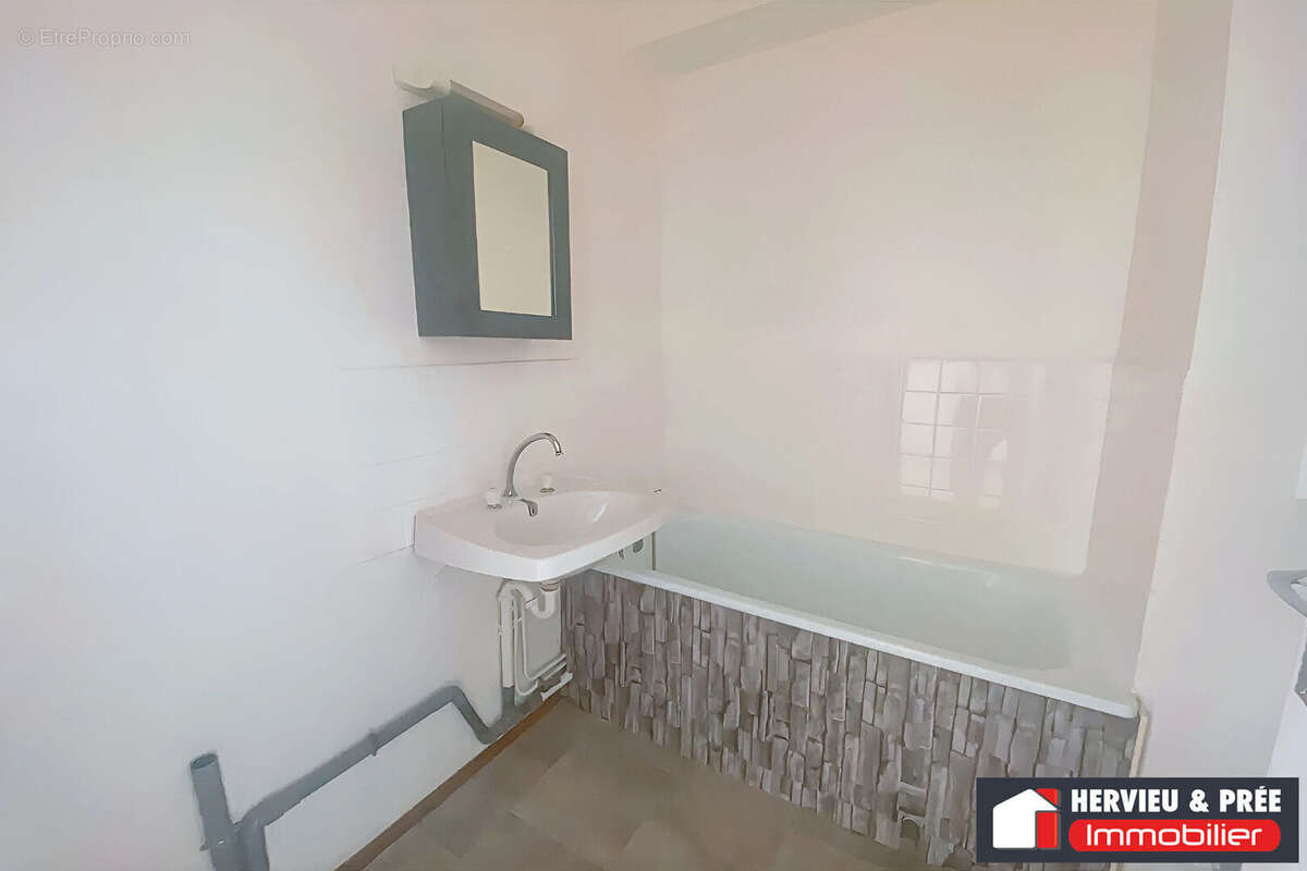 Appartement à COURSEULLES-SUR-MER
