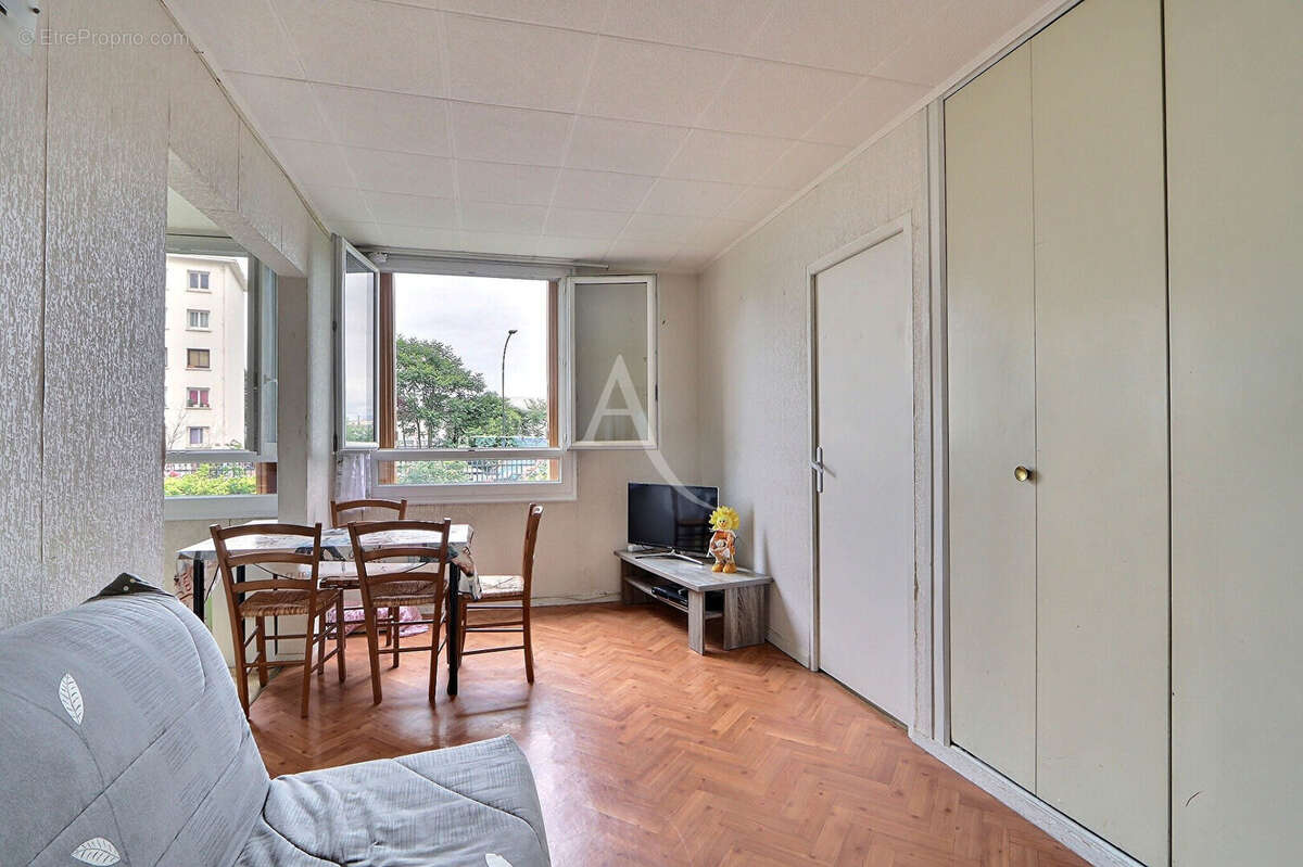 Appartement à AUBERVILLIERS