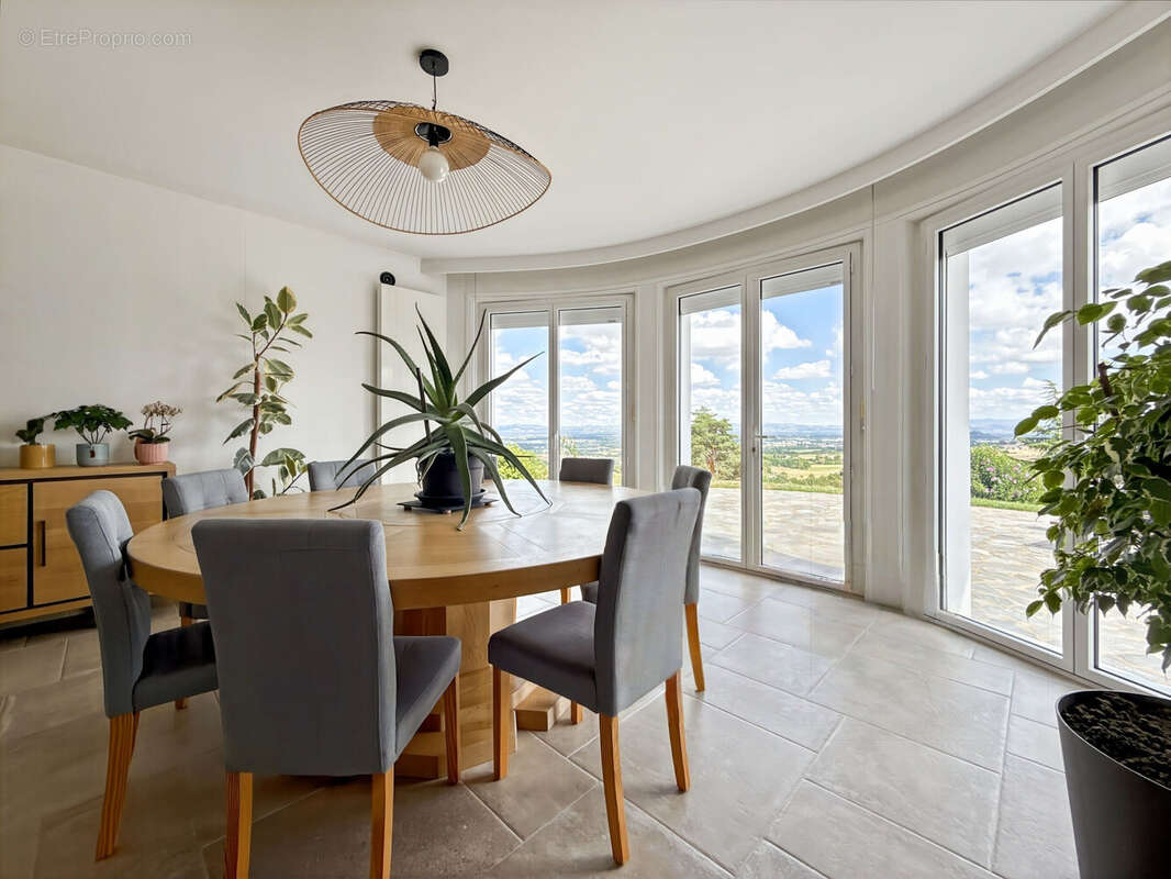 Maison 150 m² à Ecotay-L'olme  - photo 15