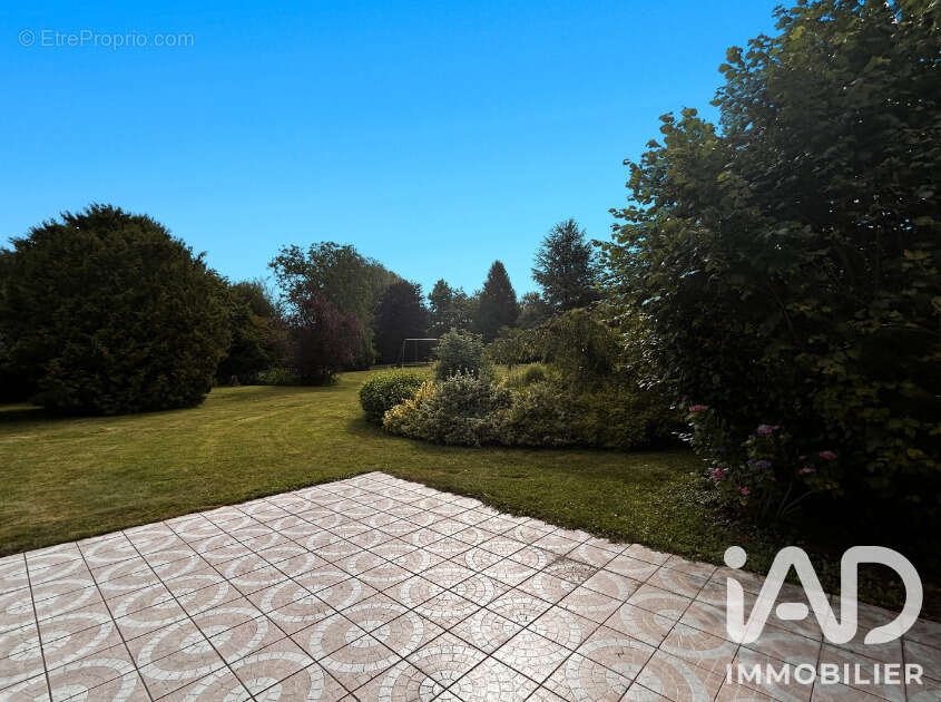 Maison 83 m² à Breteuil  - photo 8