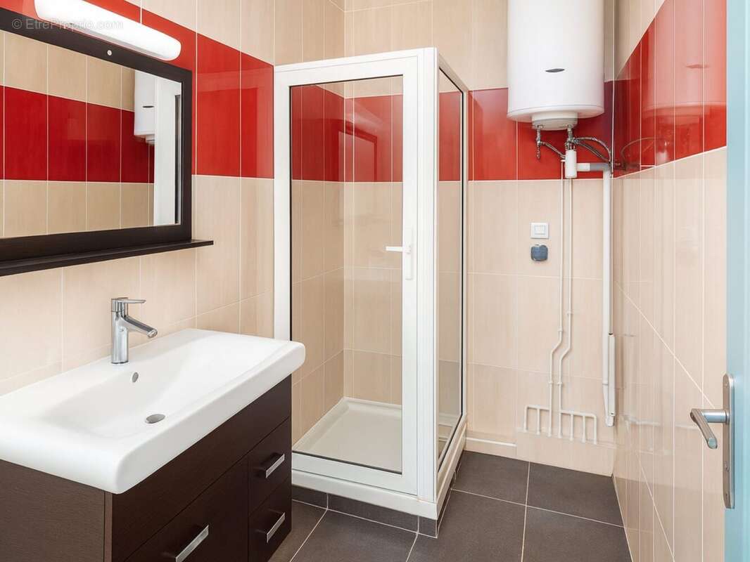 Appartement 70 m² à Saint-Denis  - photo 7