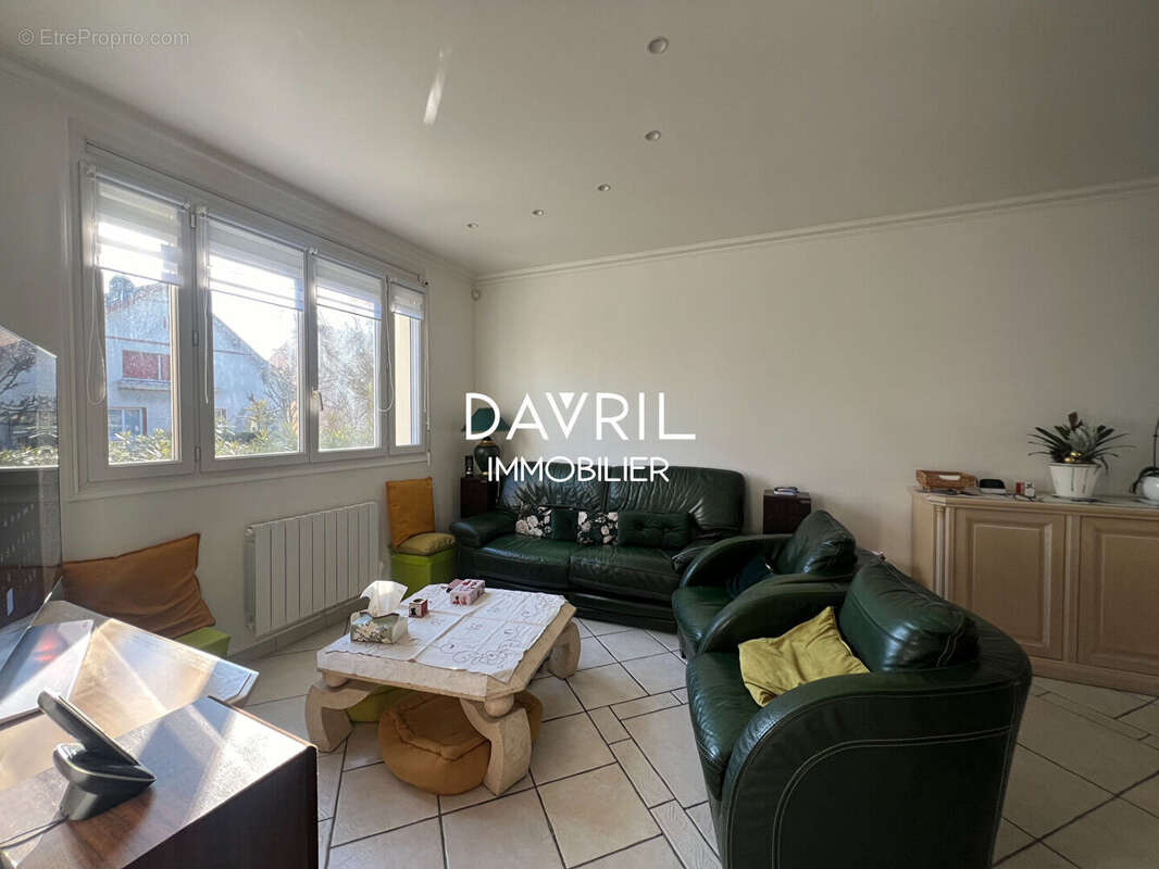 Maison à CONFLANS-SAINTE-HONORINE