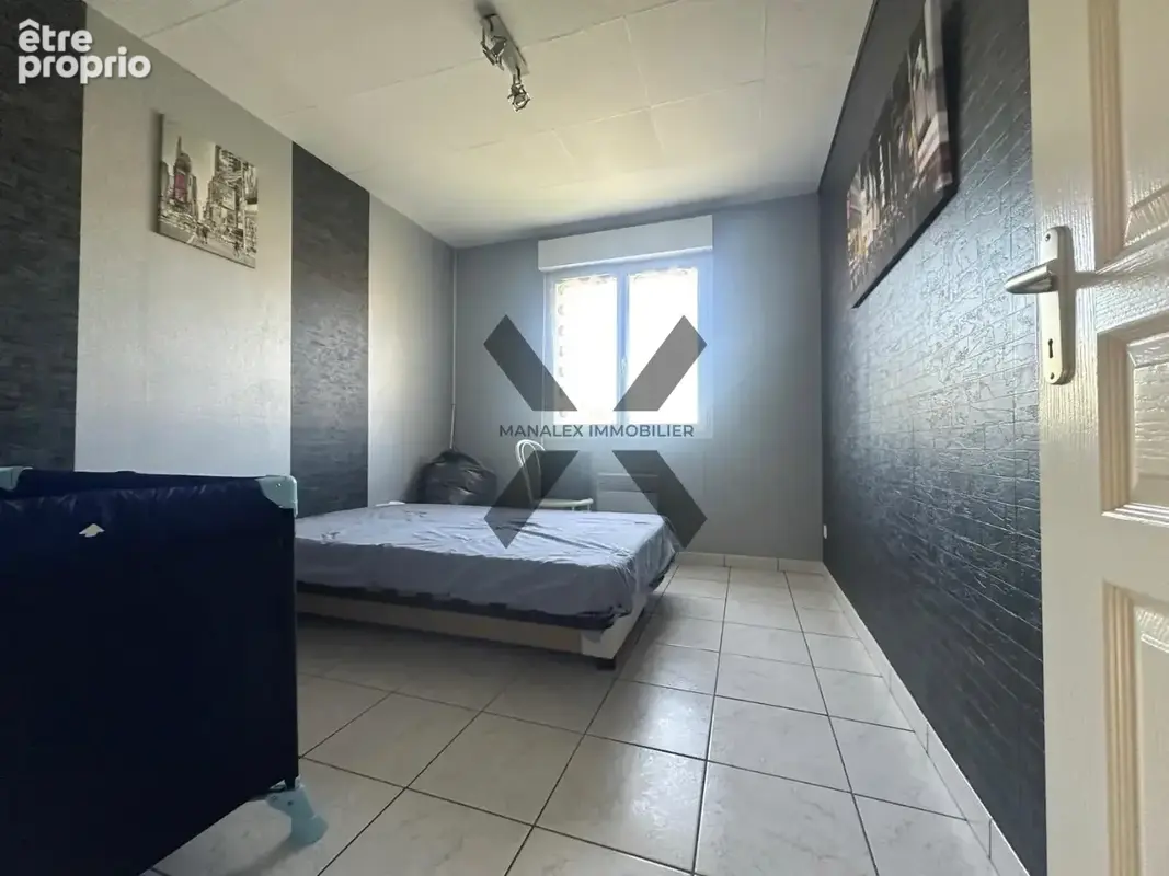 MAISON PLAIN PIED ROANNE - 3 chambres - 1 bureau - Séjour lumineux - photo 8