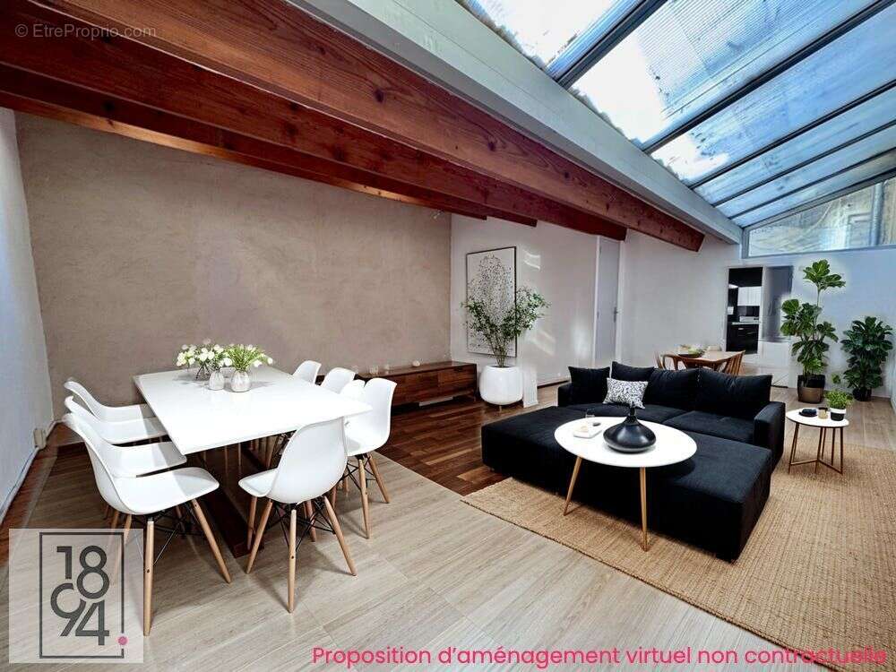 Appartement à MARSEILLE-6E