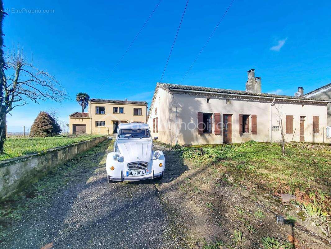 Maison à rénover, vue panoramique et fort potentiel locatif à Miradoux - photo 6