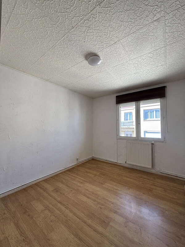 Appartement à ROMANS-SUR-ISERE