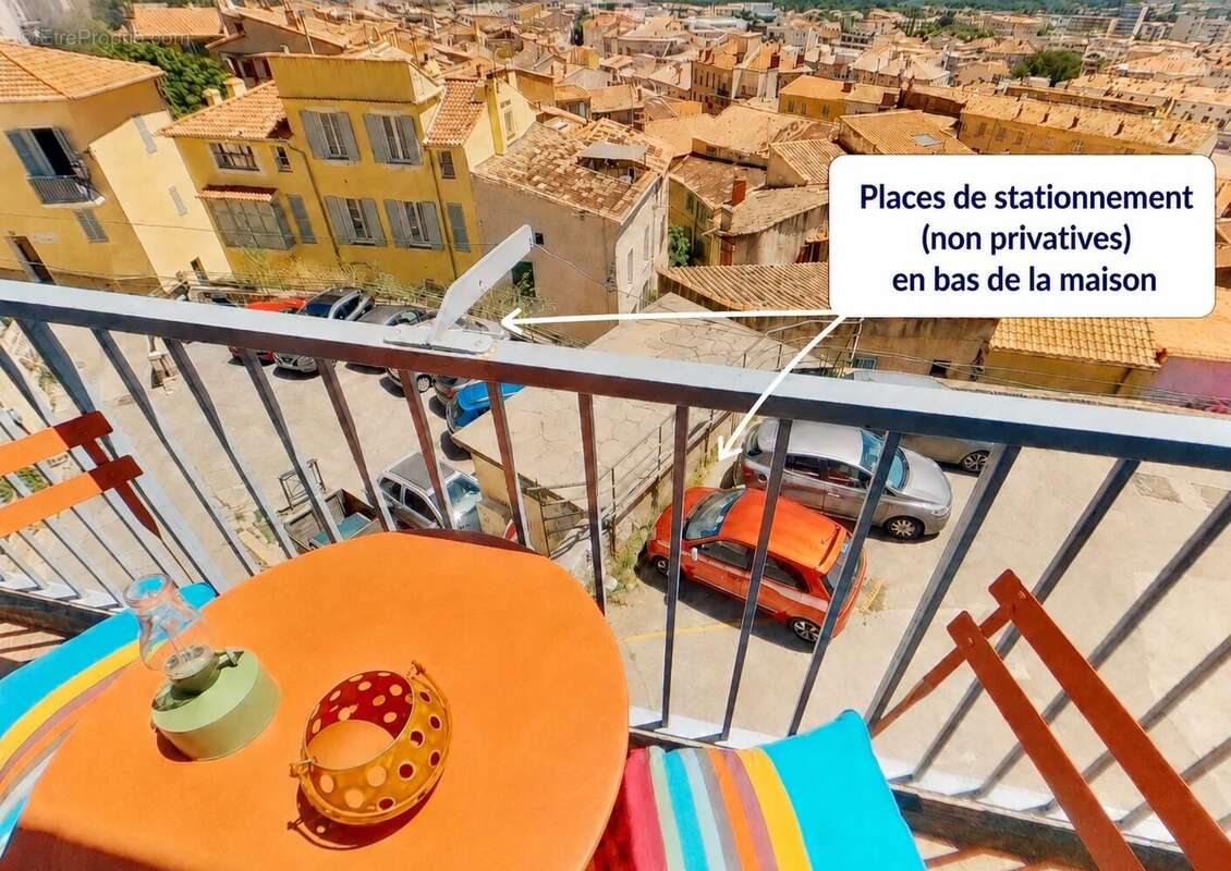 Maison à HYERES