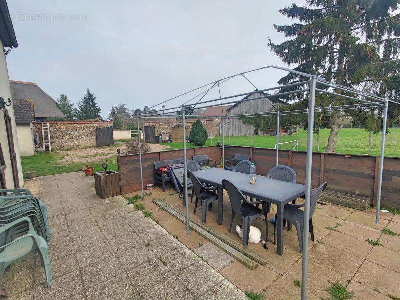 Maison à BOISSET-LES-PREVANCHES