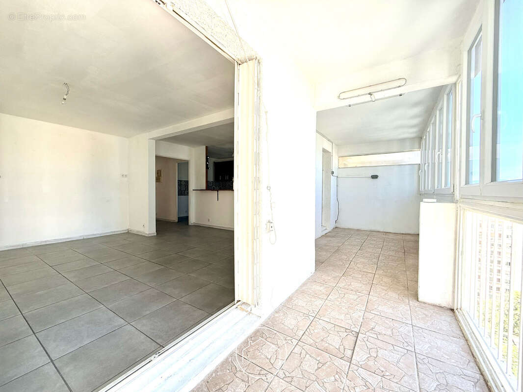 Appartement à MARSEILLE-11E