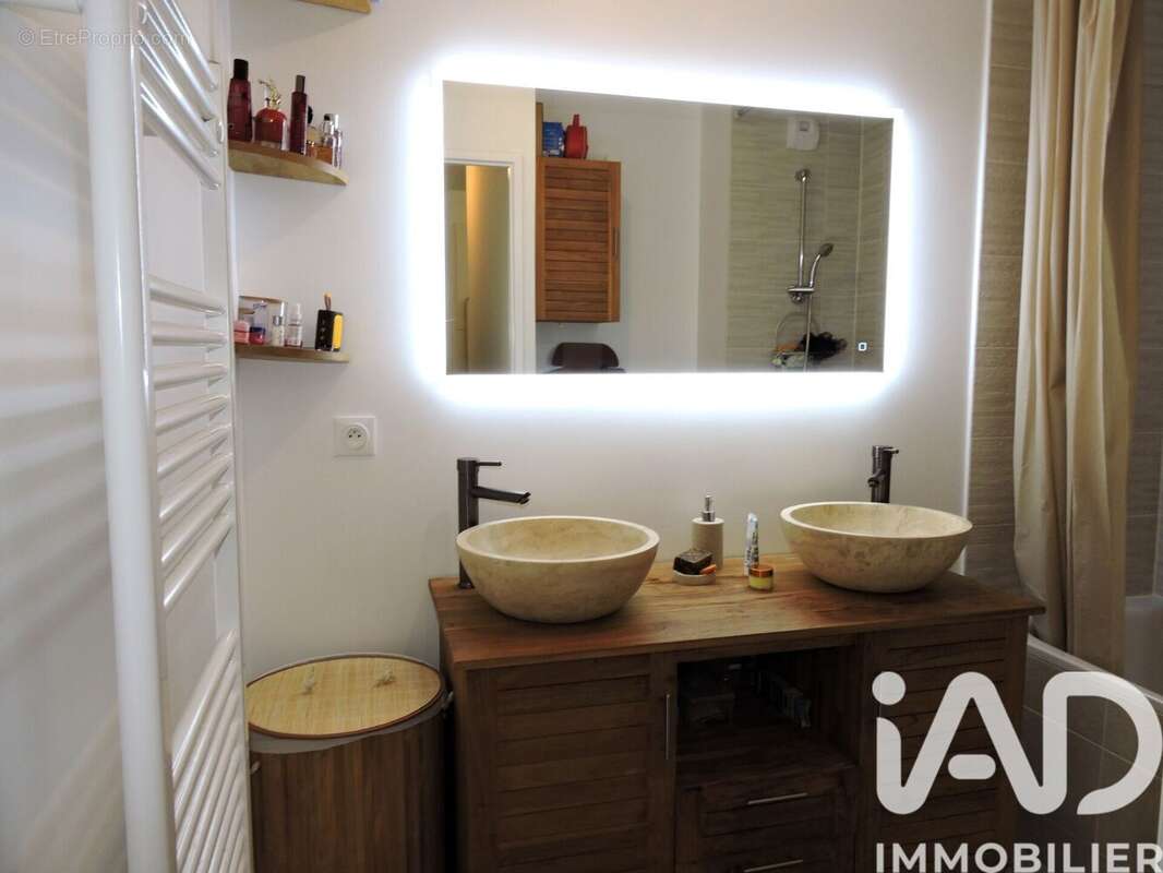Photo 6 - Appartement à VOISINS-LE-BRETONNEUX