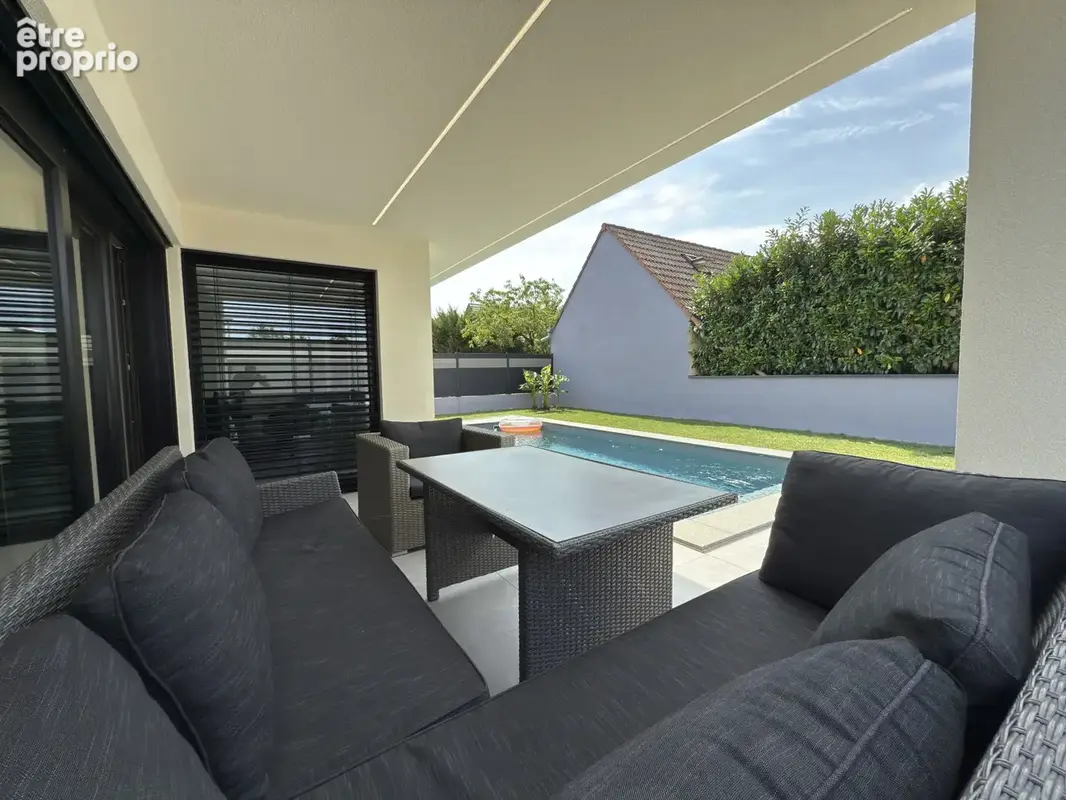 Maison contemporaine 6 pieces de 175 m2 avec piscine - photo 16