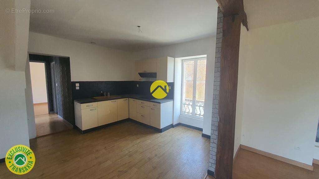 Appartement à LA CHARITE-SUR-LOIRE
