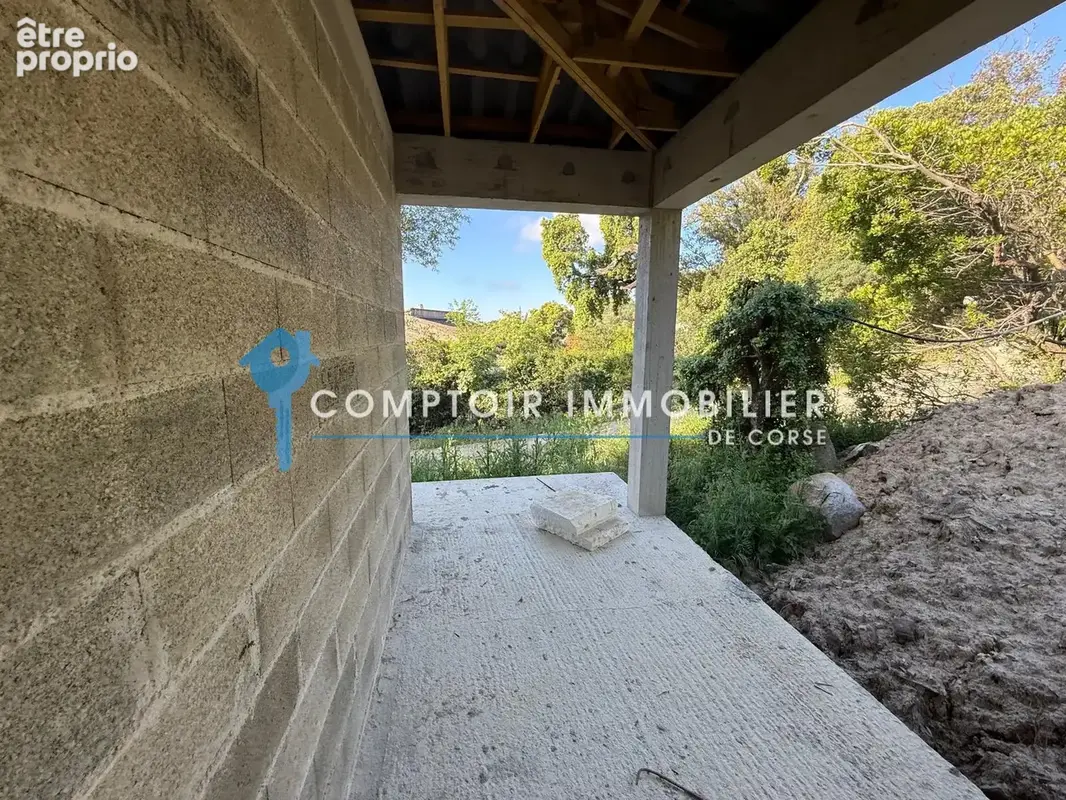 Exceptionnel à Porto Vecchiaccio, Terrain 3488 m2 avec permis accordés et purgés de tout recours - photo 42