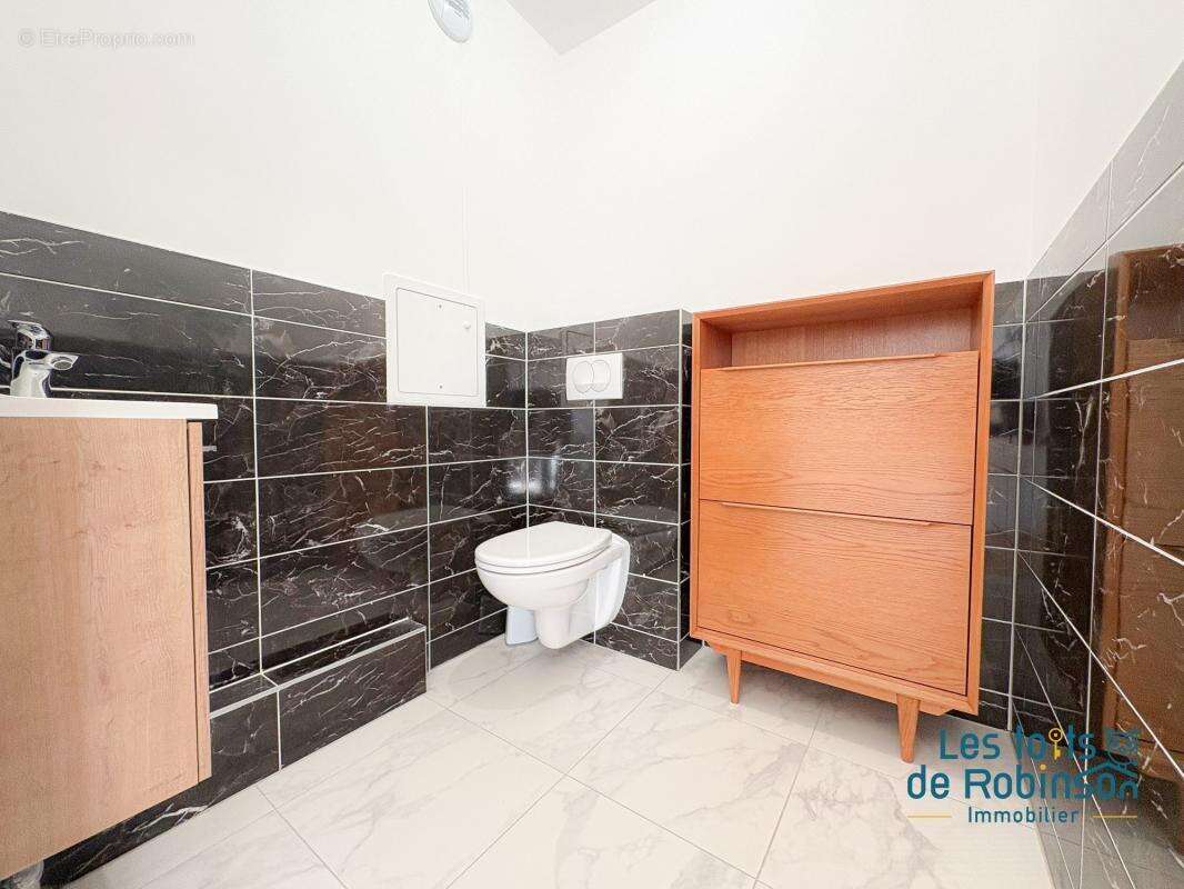 Appartement à LE PLESSIS-ROBINSON