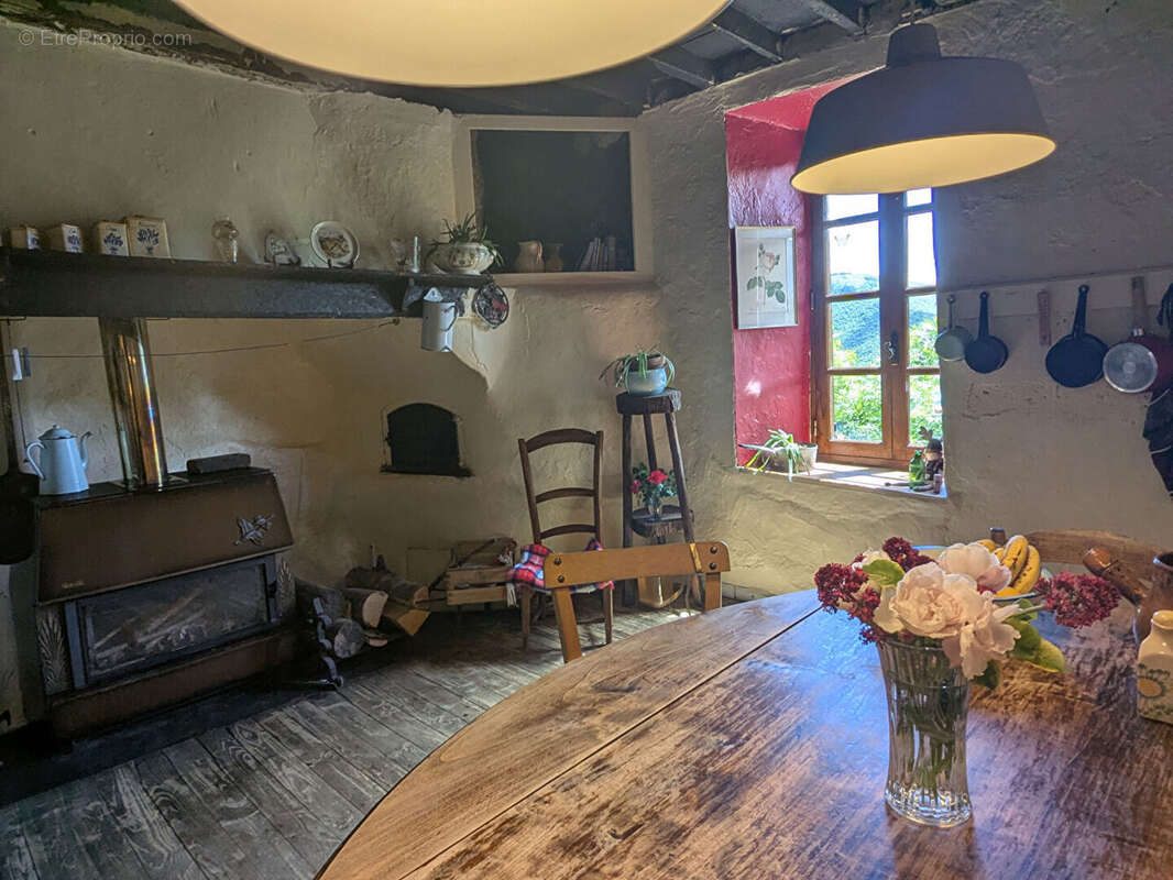 Belle Maison de caractère avec vue panoramique sur les montagnes - photo 4