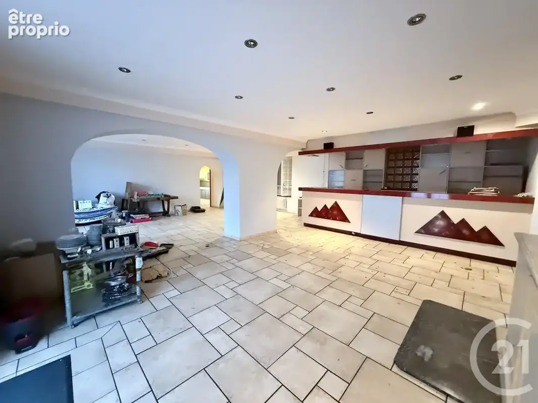 Maison 272 m² à Vezezoux  - photo 5