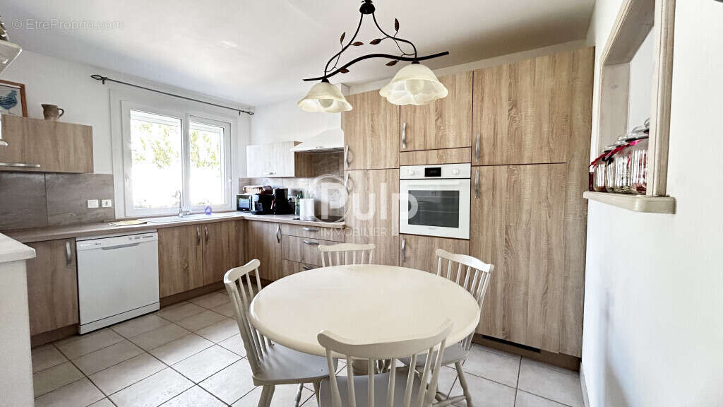 Maison à ELEU-DIT-LEAUWETTE