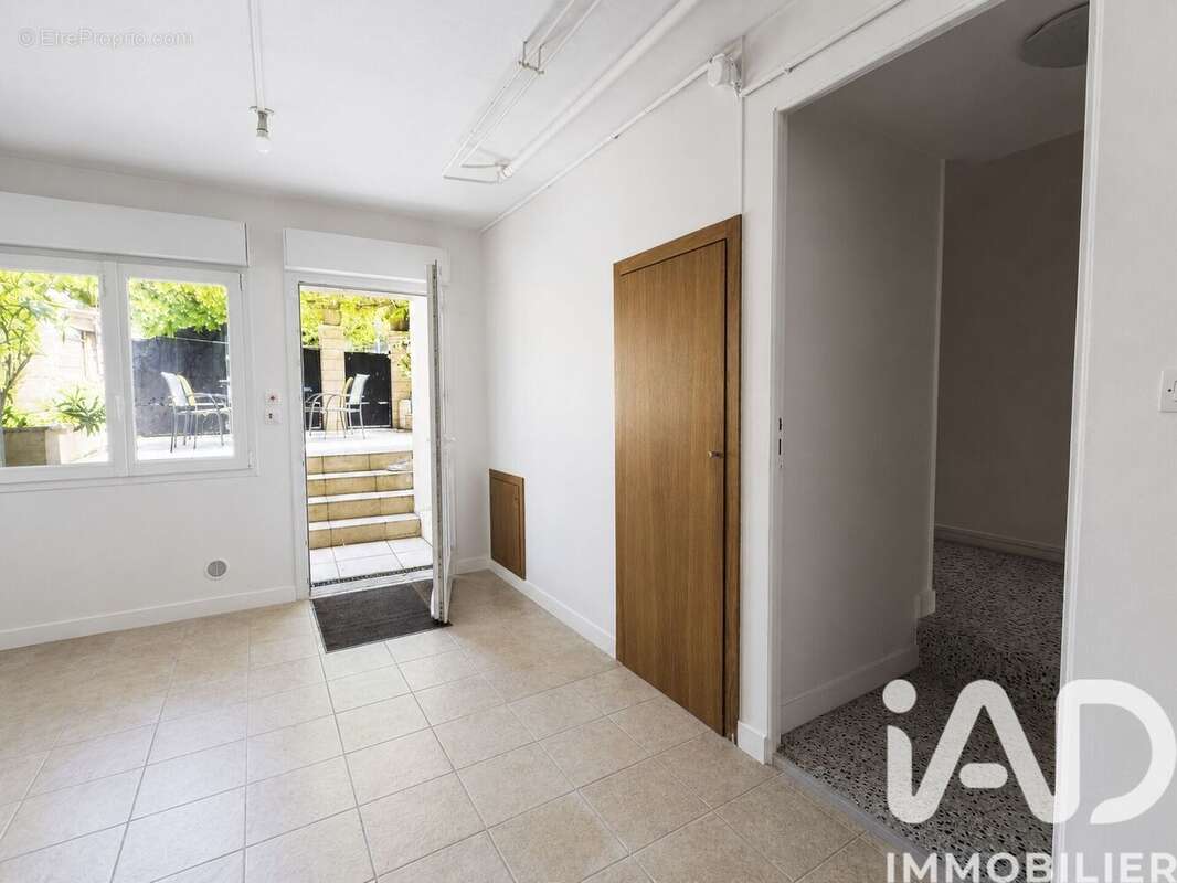 Maison 170 m² à Bagnolet  - photo 3