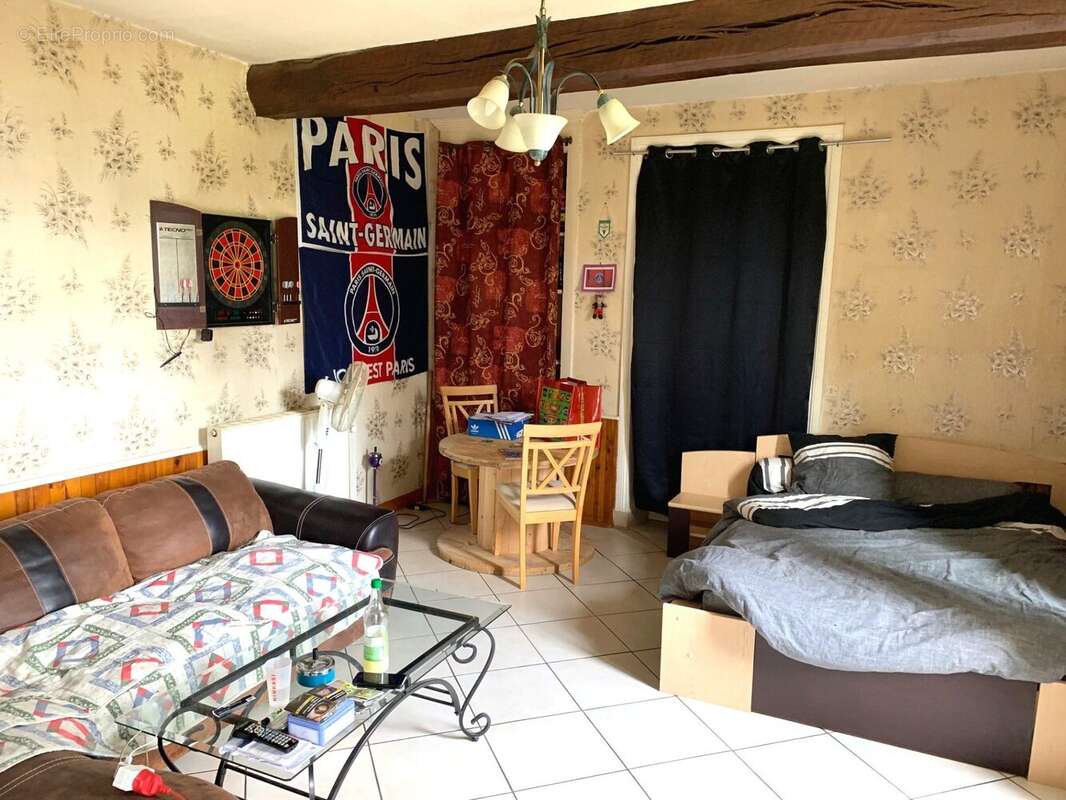 Appartement à FLEURY-LA-MONTAGNE
