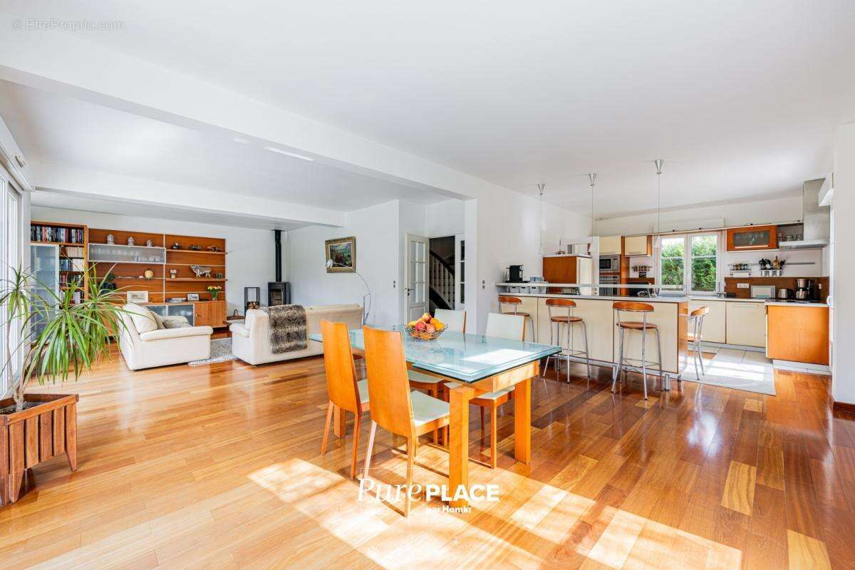 Maison à RUEIL-MALMAISON