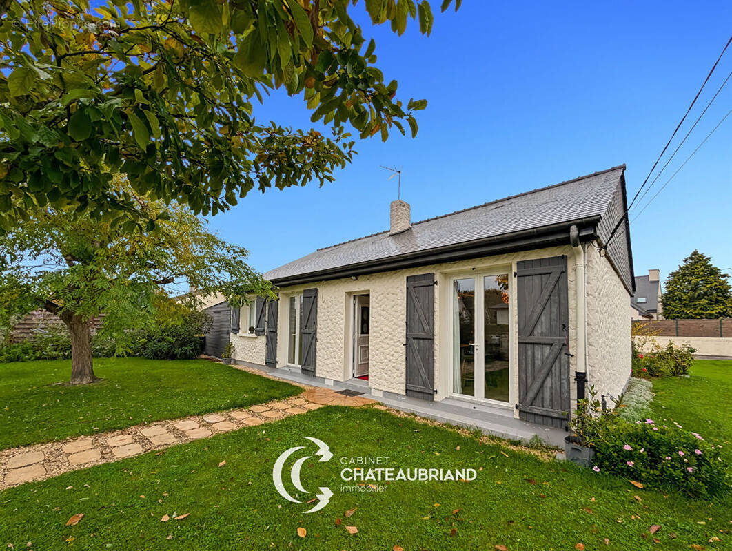 Maison à LE VIVIER-SUR-MER